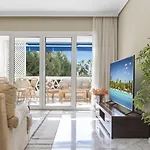 3 En Playas Del Duque Puerto Banus شقة