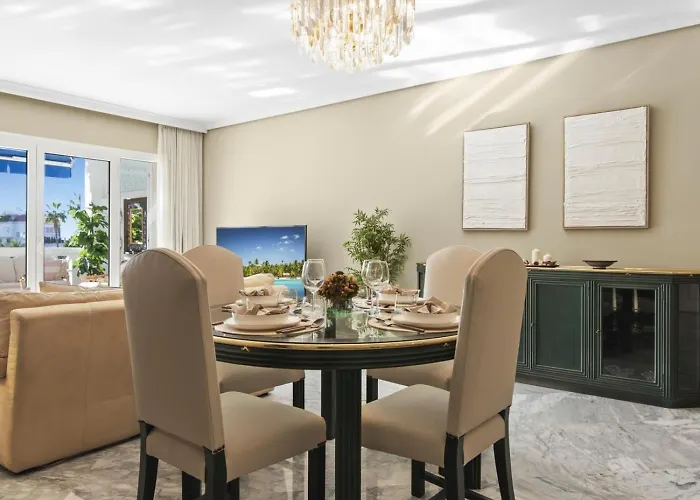 3 En Playas Del Duque Puerto Banus *